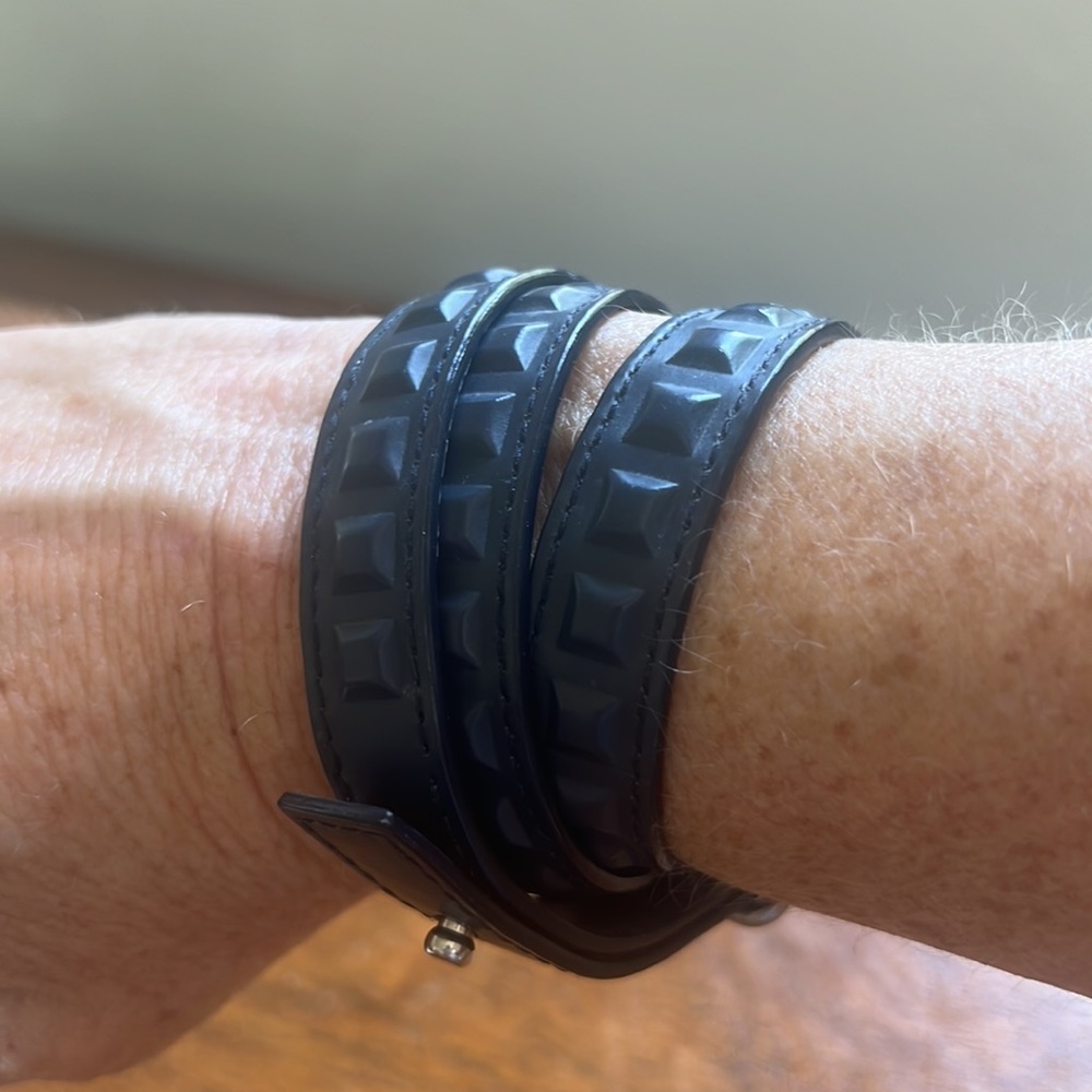 Balenciaga NAVY leather wrap bracelet (men’s or women’s)